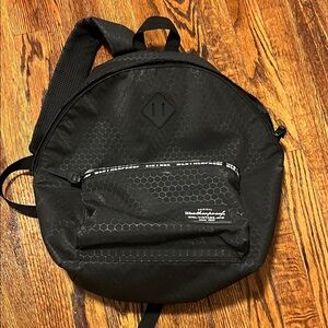 Original Weatherproof Vintage Black Hexagon Pattern Backpack